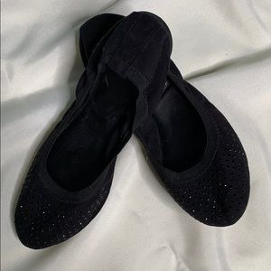 Black flat with black detail